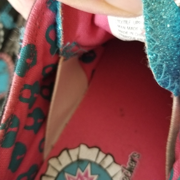 Skechers Twinkle Toes Light Up Heart Jeweled Canvas Sneakers - Picture 12 of 13